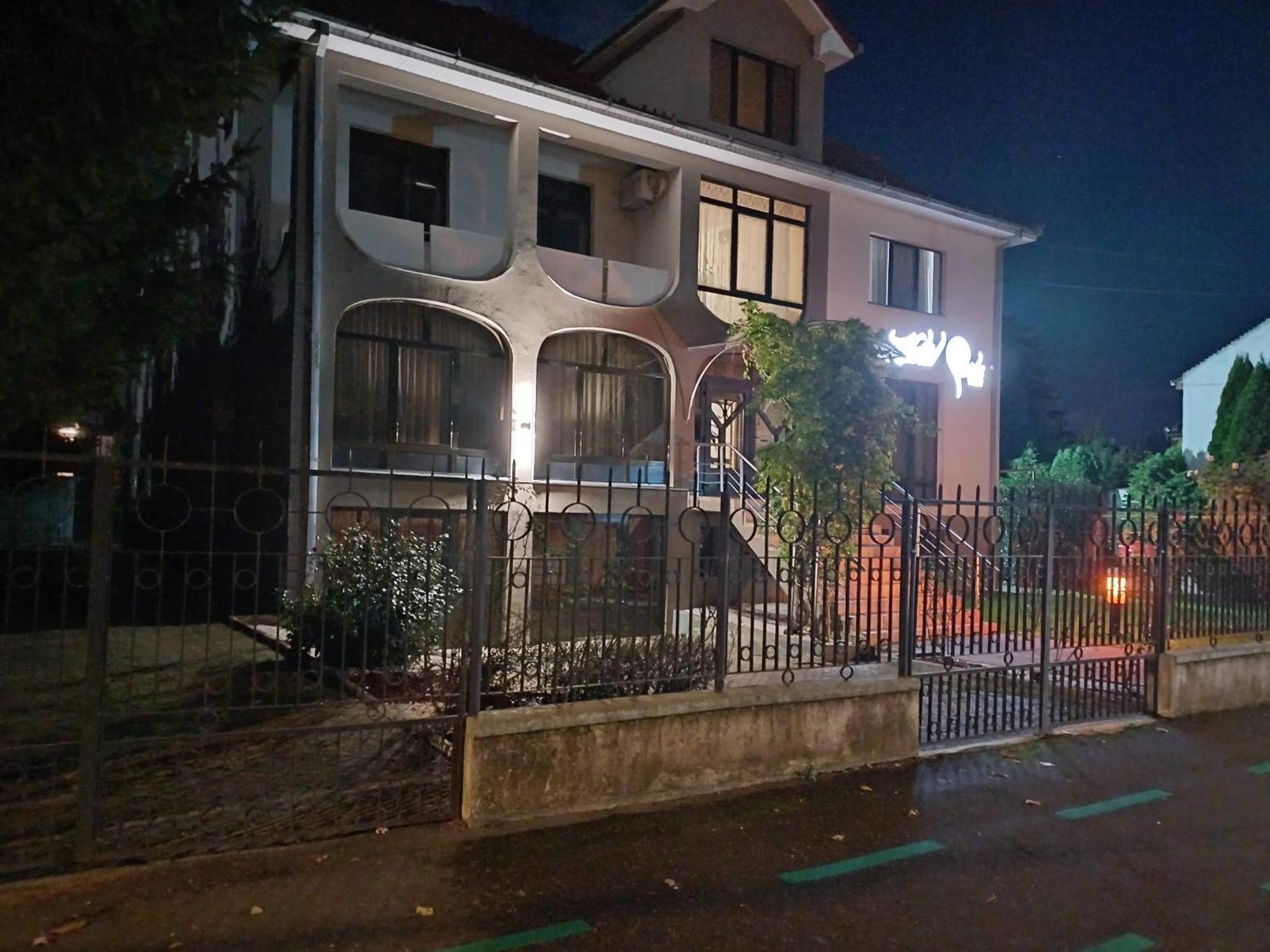 סאטו מארה Hotel Perla מראה חיצוני תמונה